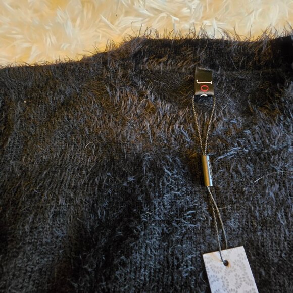 NWT Black Fluffy Mohair Long Sleeve Crop Top Knit Sweater - Picture 2 of 6
